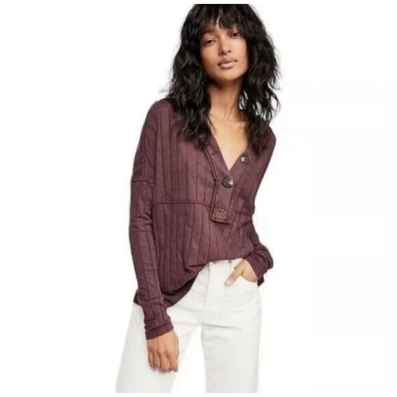 Free People We The Free In The Mix Henley Top Size XS  Color Magic Berry - Picture 1 of 13